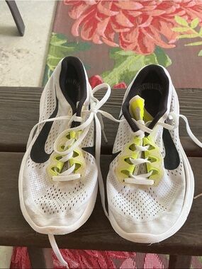 Nike vintage running shoes